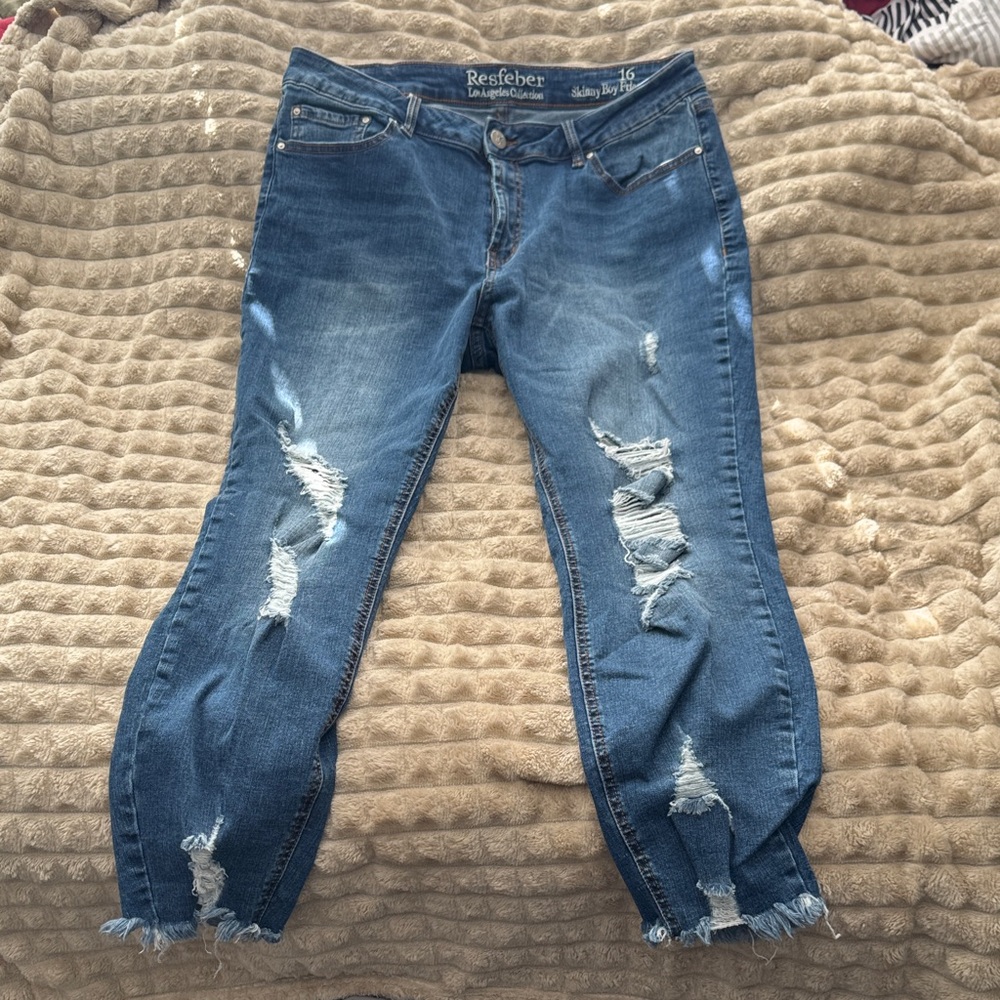 Resfeber women’s Distressed Blue Jeans 16